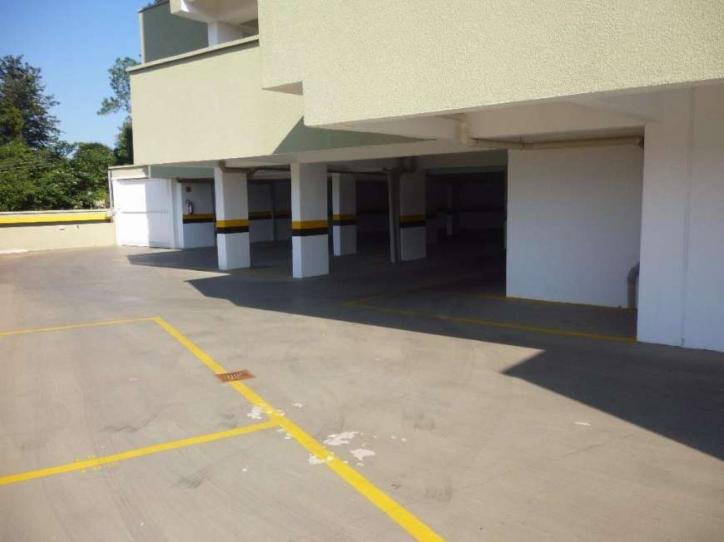 Estacionamento do Condomínio Jardim Nice Itatiba